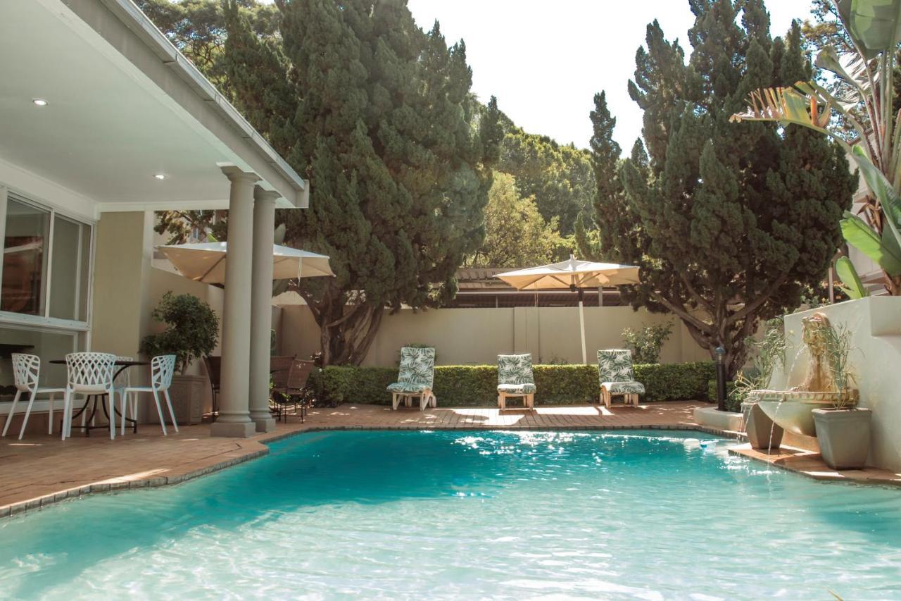 Villa Via Executive Suites With Power Back-Up Sandton Exterior photo
