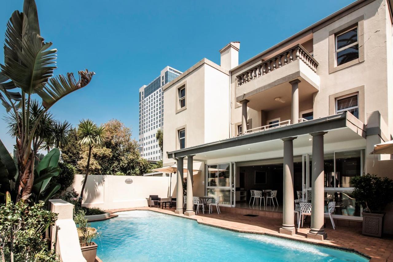 Villa Via Executive Suites With Power Back-Up Sandton Exterior photo