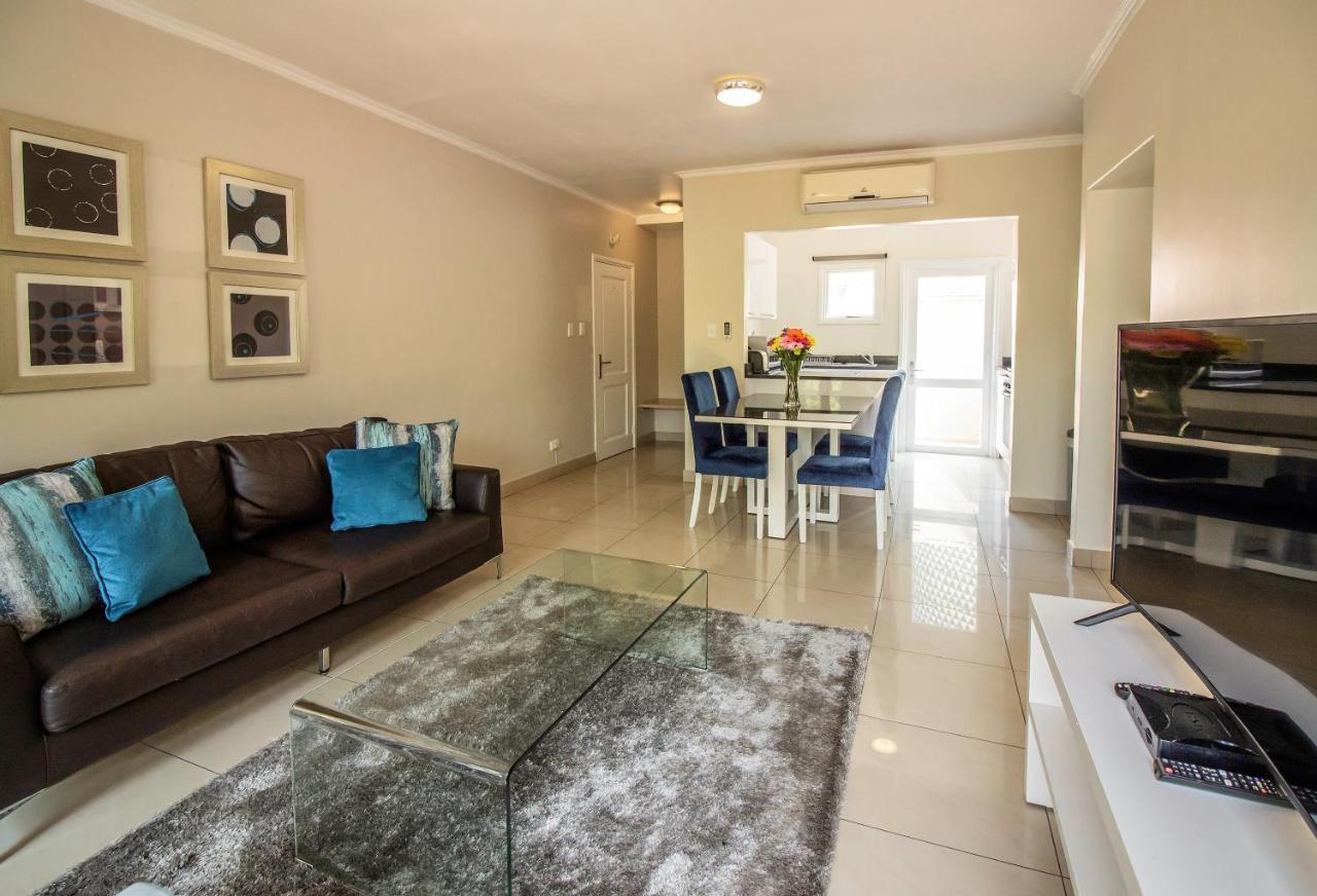 Villa Via Executive Suites With Power Back-Up Sandton Exterior photo