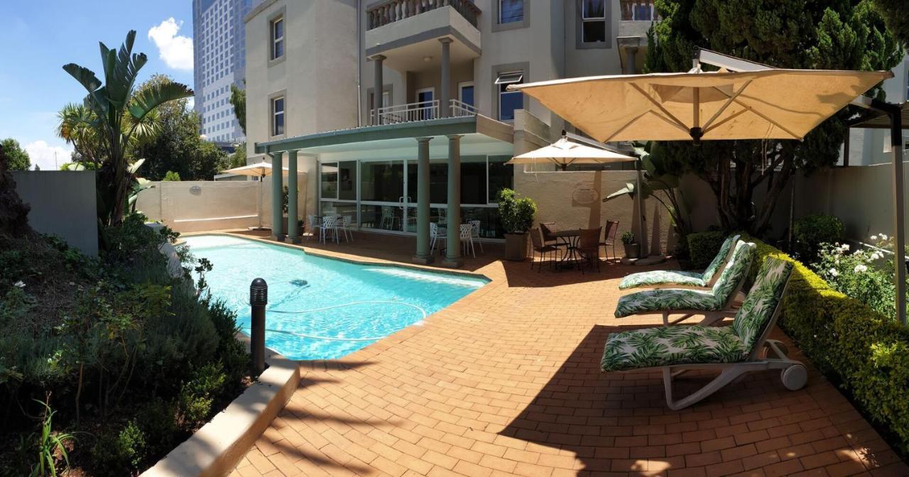 Villa Via Executive Suites With Power Back-Up Sandton Exterior photo